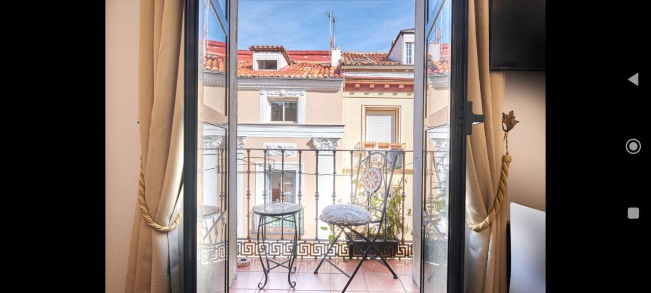 Mad Coco Vintage Apartment Plaza Mayor Madrid Luaran gambar
